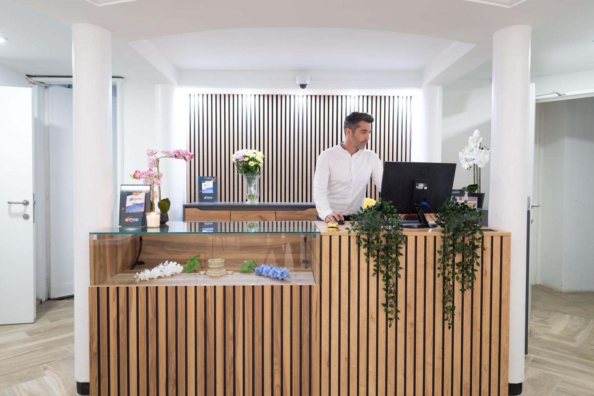 בריסל Hotel Abberdeen מראה חיצוני תמונה